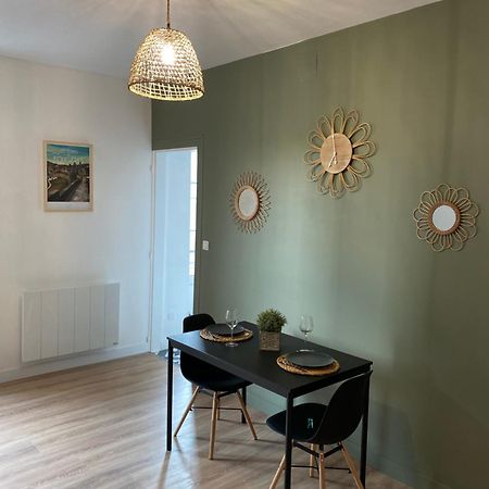 Les Remparts Apartment Fougères Екстериор снимка