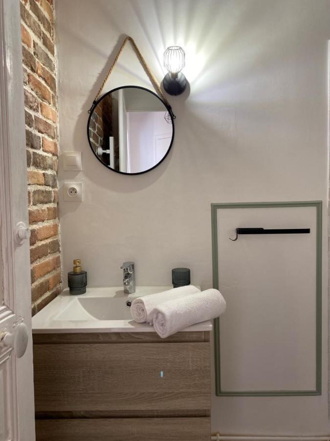 Les Remparts Apartment Fougères Екстериор снимка