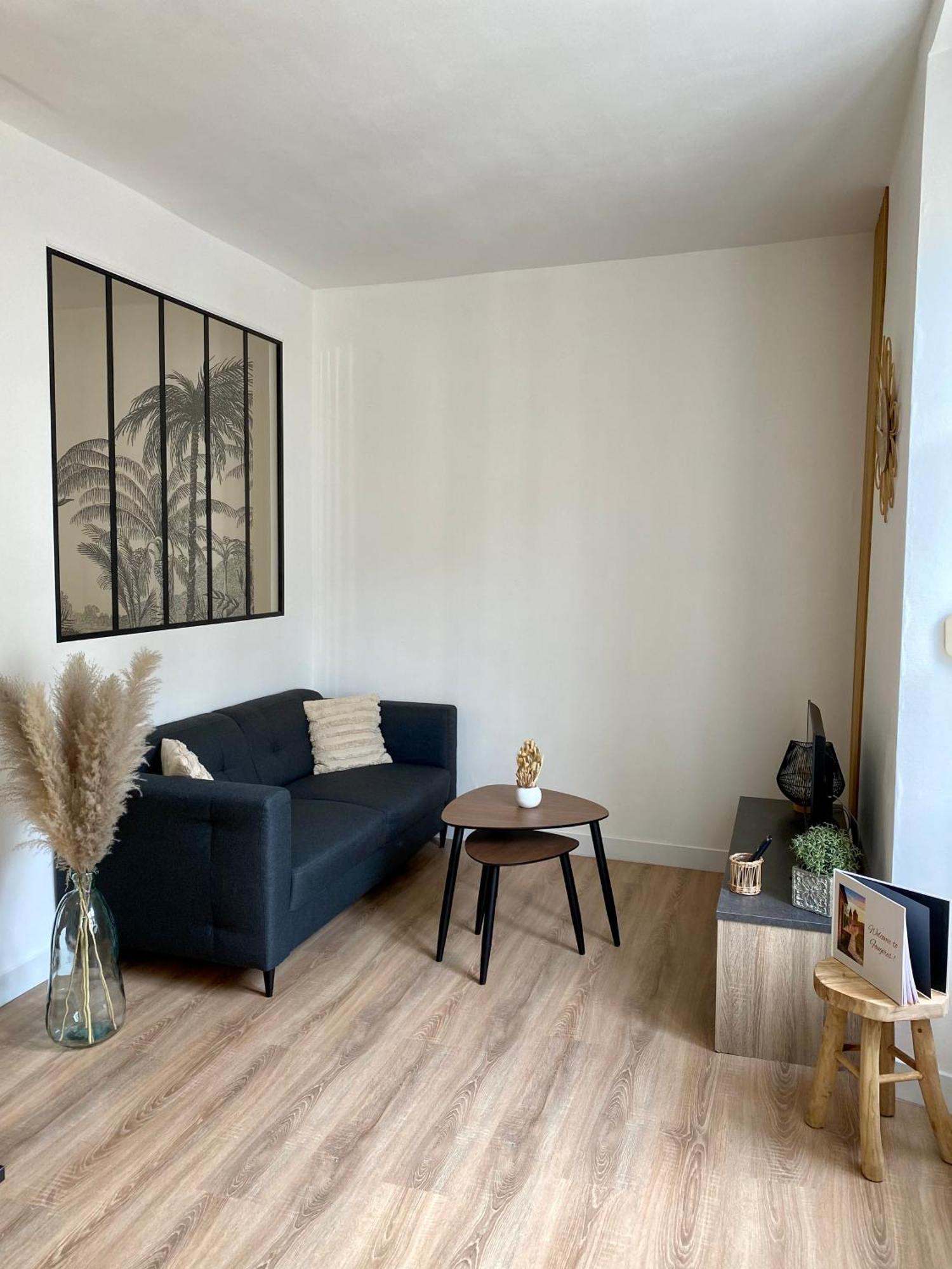 Les Remparts Apartment Fougères Екстериор снимка
