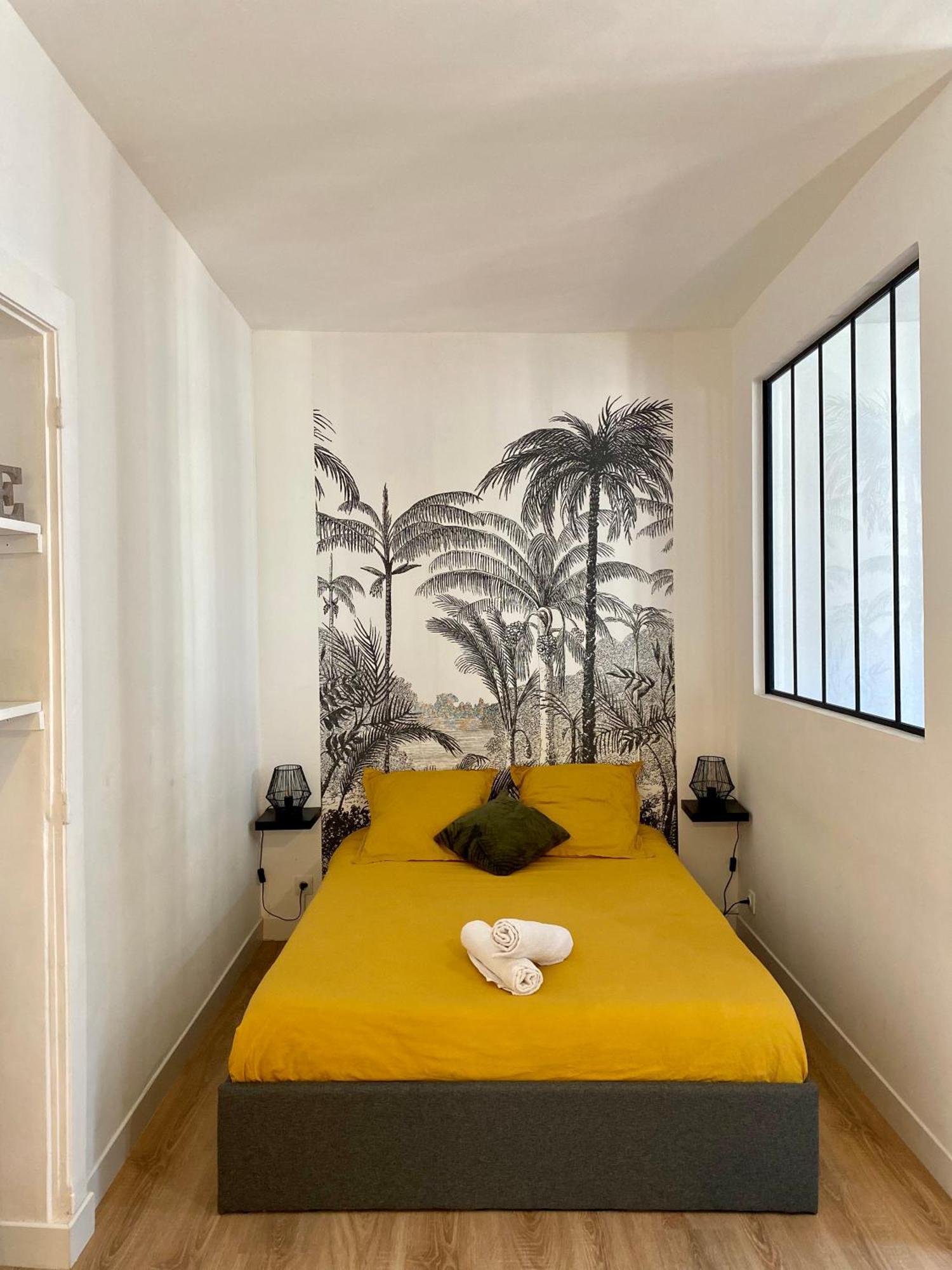 Les Remparts Apartment Fougères Екстериор снимка